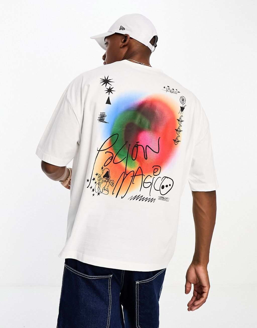

Белая футболка оверсайз с абстрактным принтом на спине ASOS DESIGN