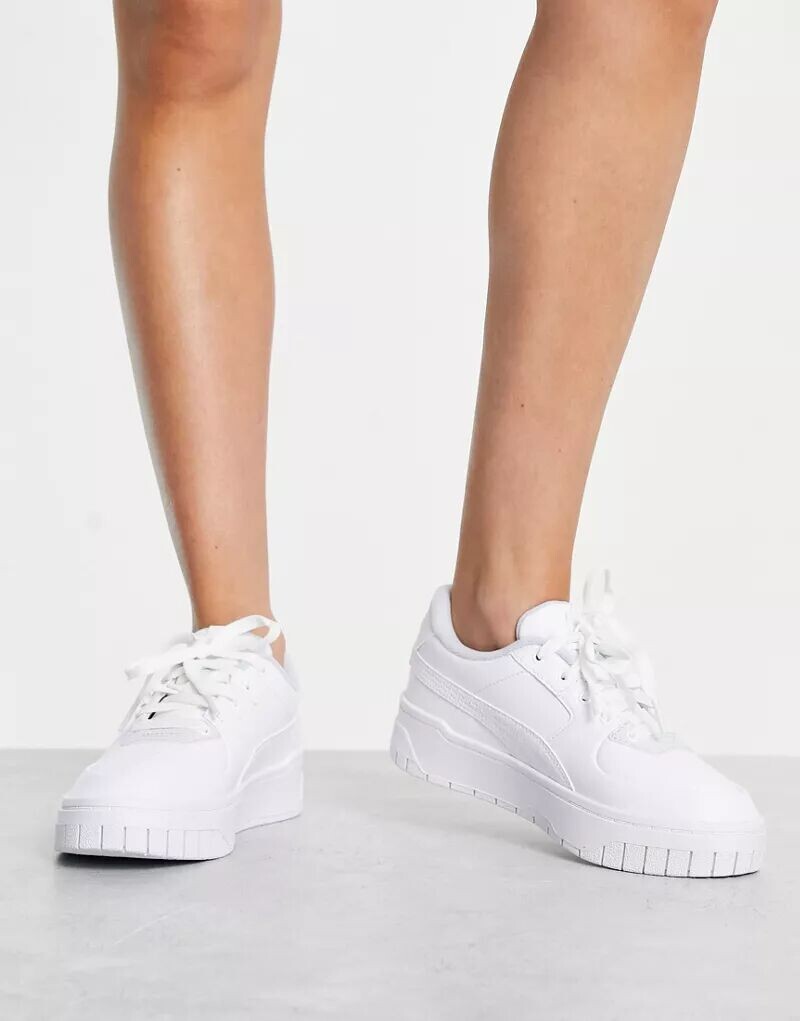 

Белые и голубые кроссовки PUMA Cali Dream