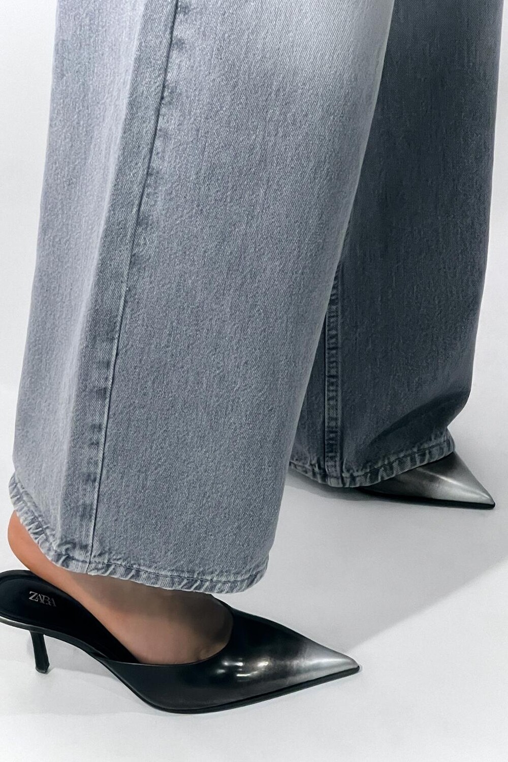

Туфли на высоком каблуке с эффектом изношенности ZARA, серебро