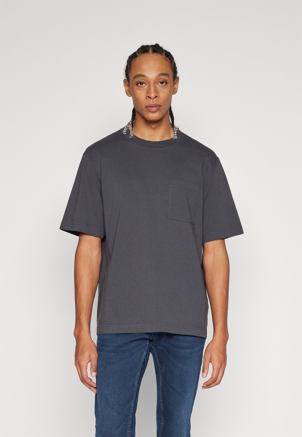 

Базовая футболка PREMIUM POLISHED TEE Abercrombie & Fitch, темно-синий