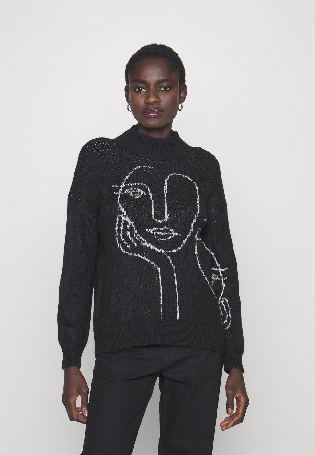 

Свитшот ONLY Tall ONLVISO HIGH NECK, цвет black/birch