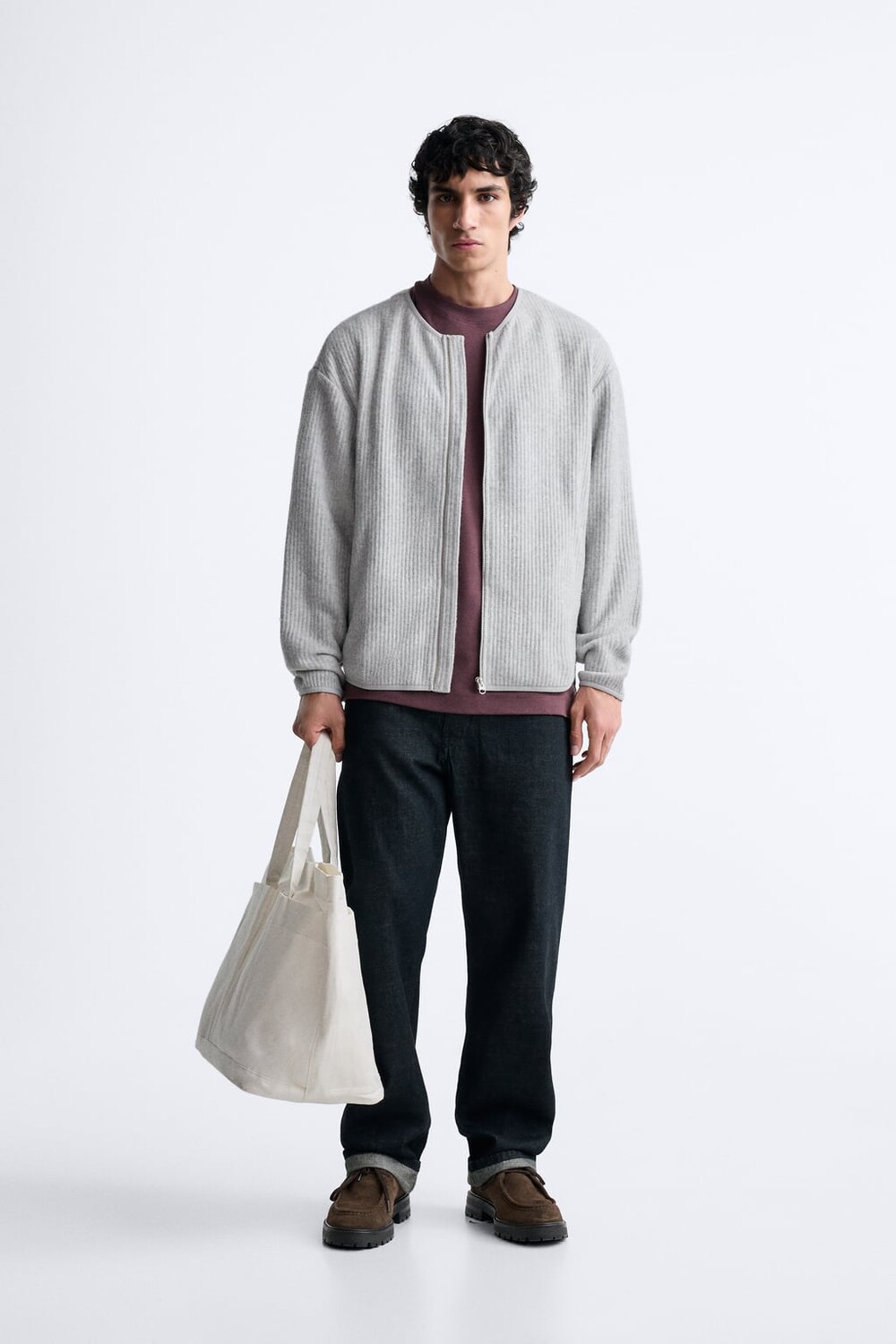 

Фактурный кардиган в рубчик ZARA, серый