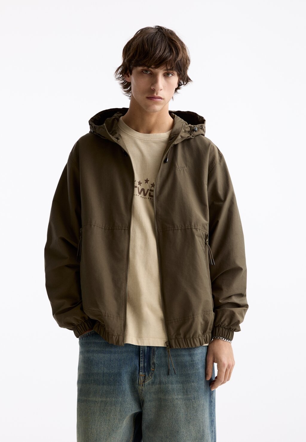 

Легкая куртка WITH HOOD PULL&BEAR, цвет khaki
