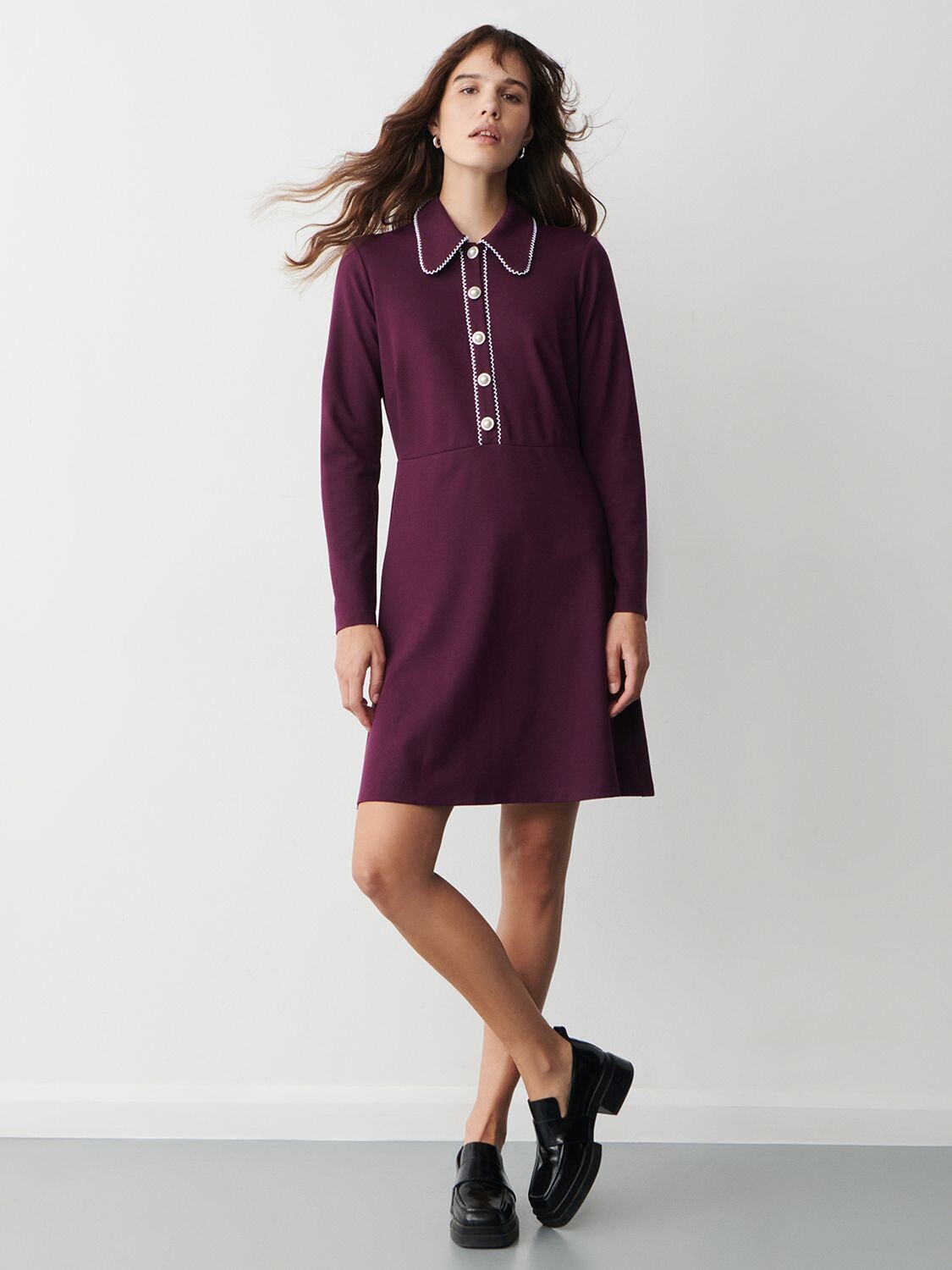 

Мини-платье Elin с воротником Finery, фиолетовый