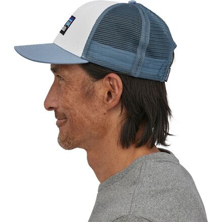 

P6 Кепка дальнобойщика Patagonia, цвет White/Light Plume Grey