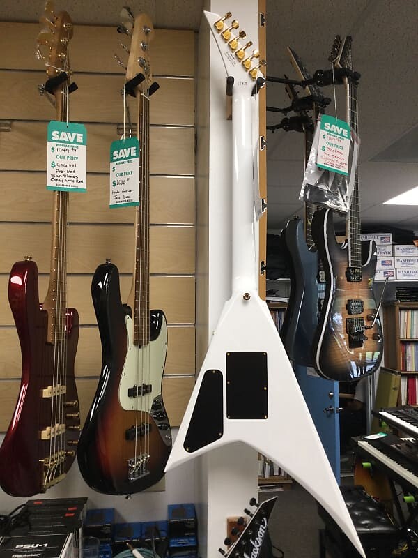 

Электрогитара Jackson RR24 JCP White