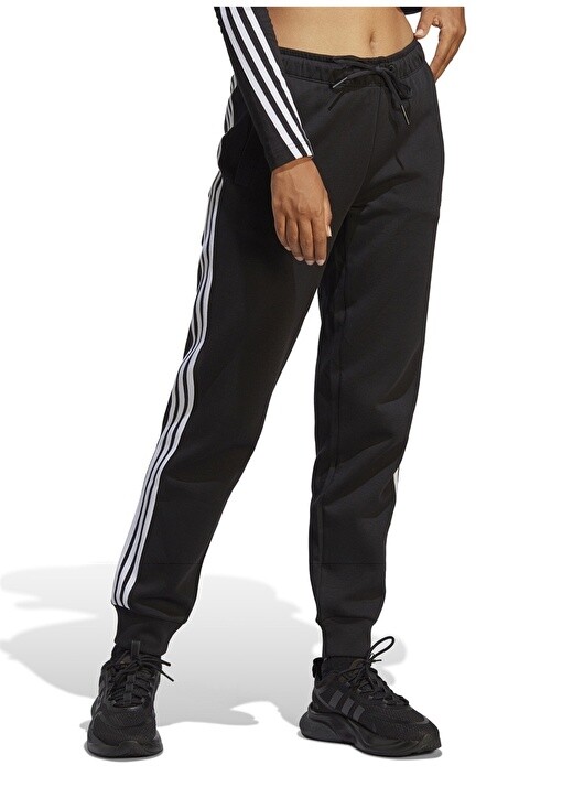 

Обычные женские спортивные штаны Adidas
