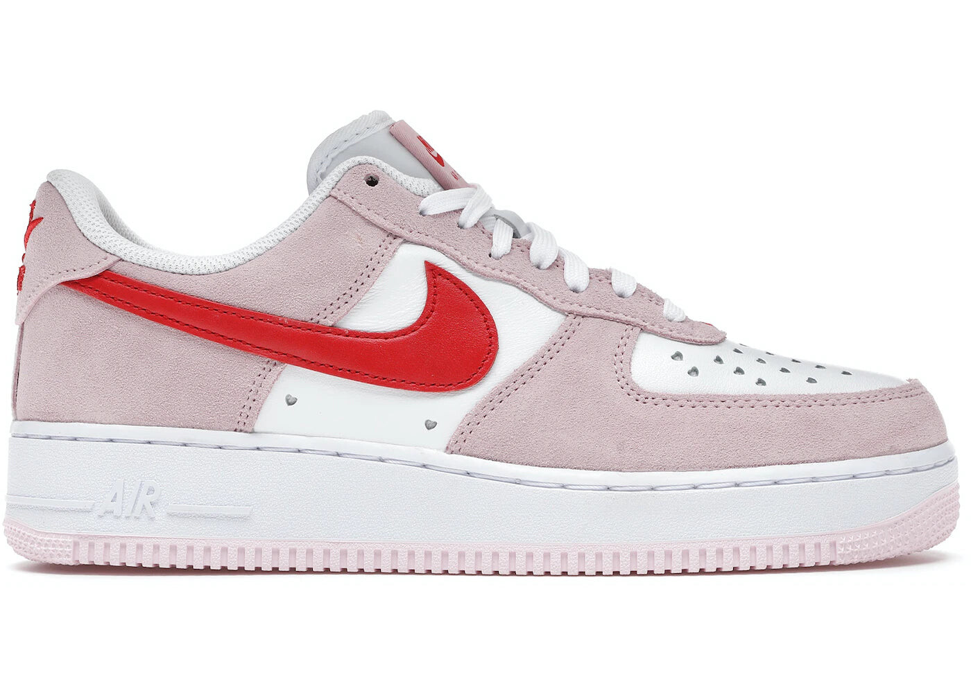 

Кроссовки Nike Air Force 1 Low 07 QS
