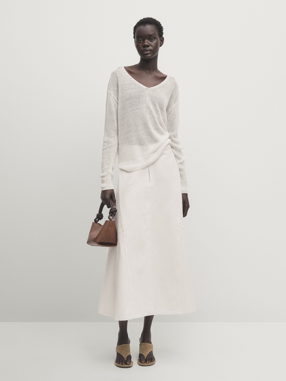 

Свитер из 100% льна с v-образным вырезом Massimo Dutti, бежевый