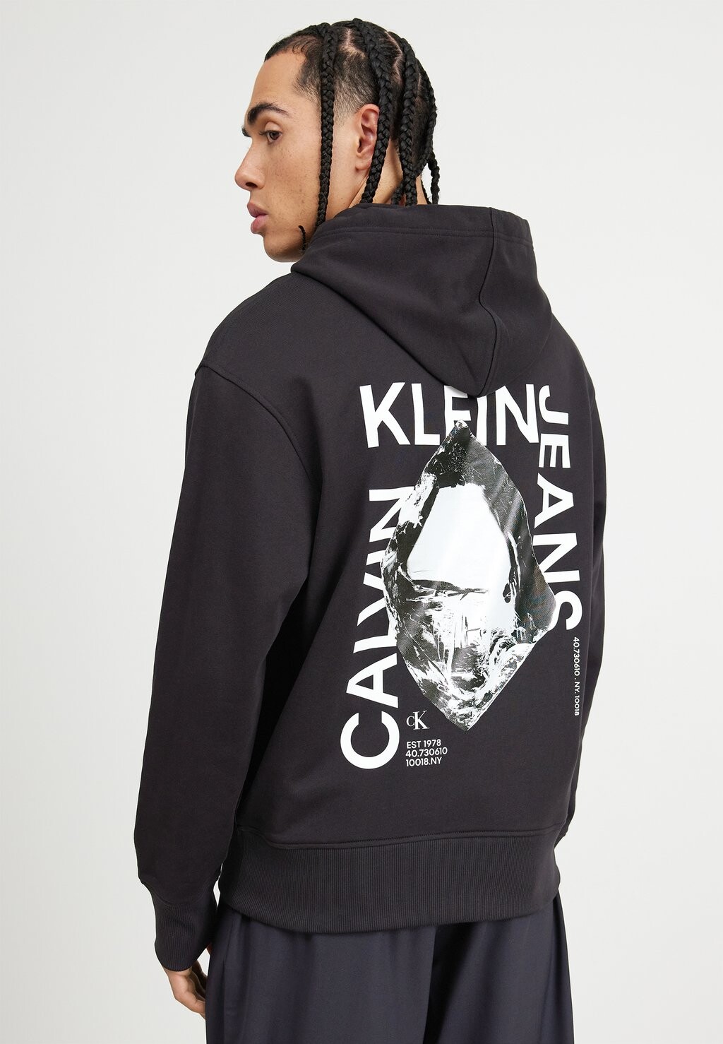 

Толстовка Stacked Modern Metals Hoodie Calvin Klein Jeans, черный