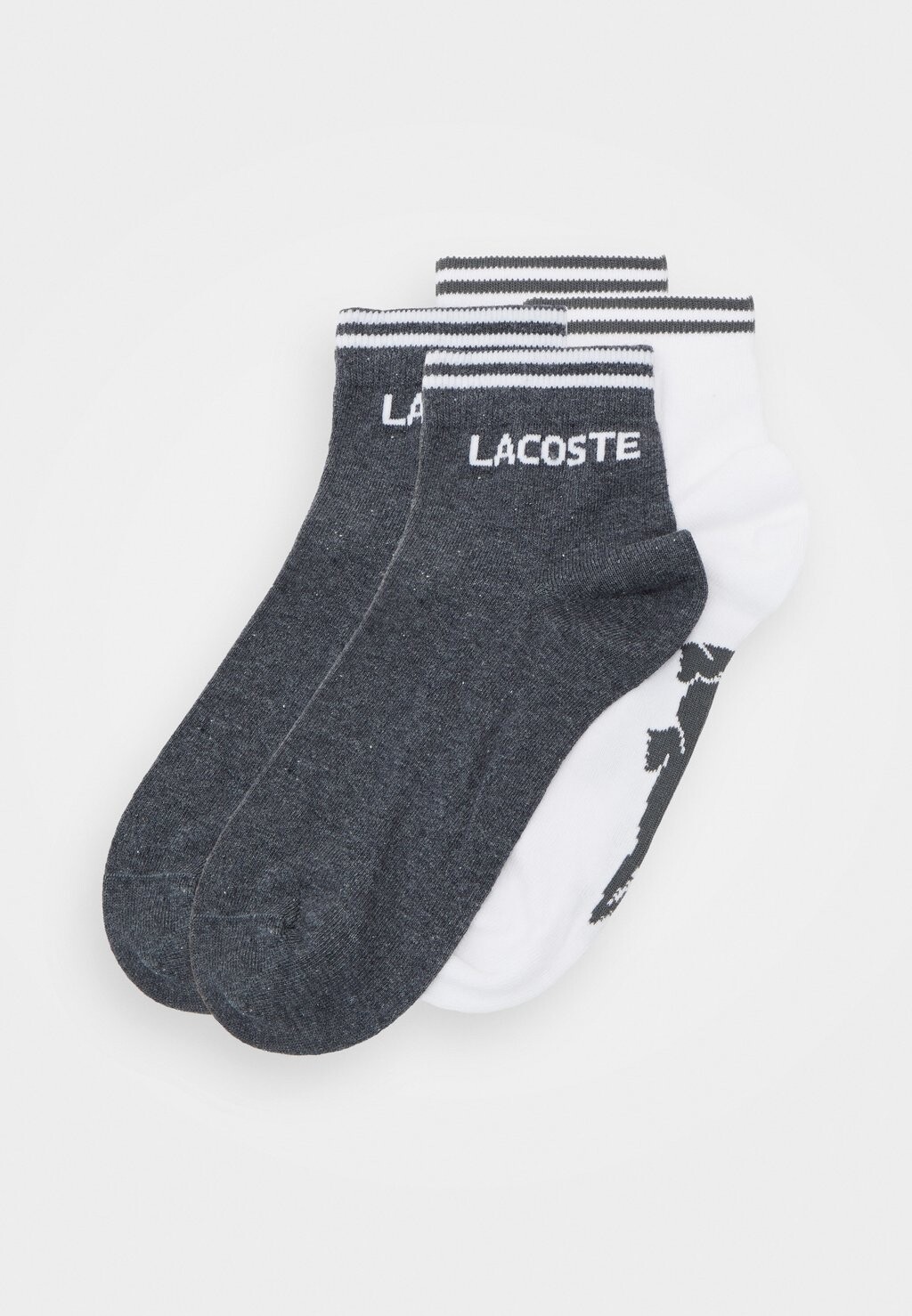 

Спортивные носки Lacoste