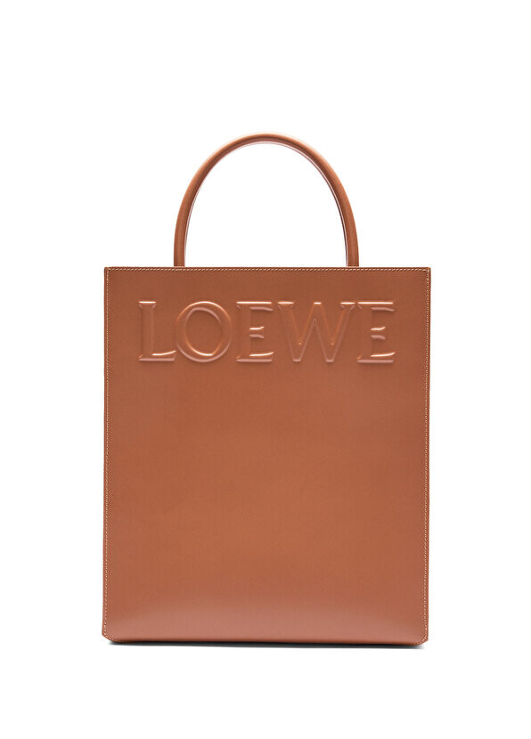 

Женская кожаная сумка для покупок с коричневым логотипом Loewe