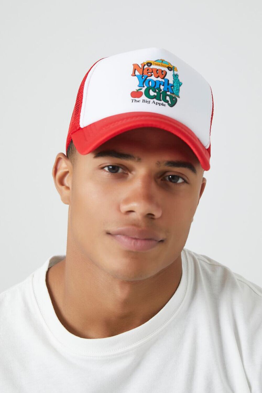 

Бейсбольная кепка New York City Trucker Forever 21, красный