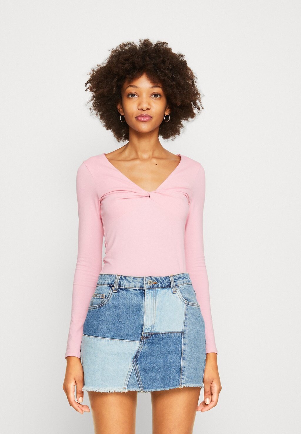 

Рубашка с длинным рукавом Monki