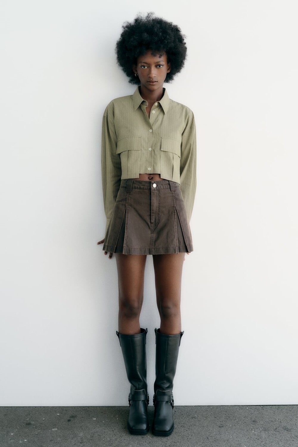 

Укороченная рубашка из габардина ZARA, хаки