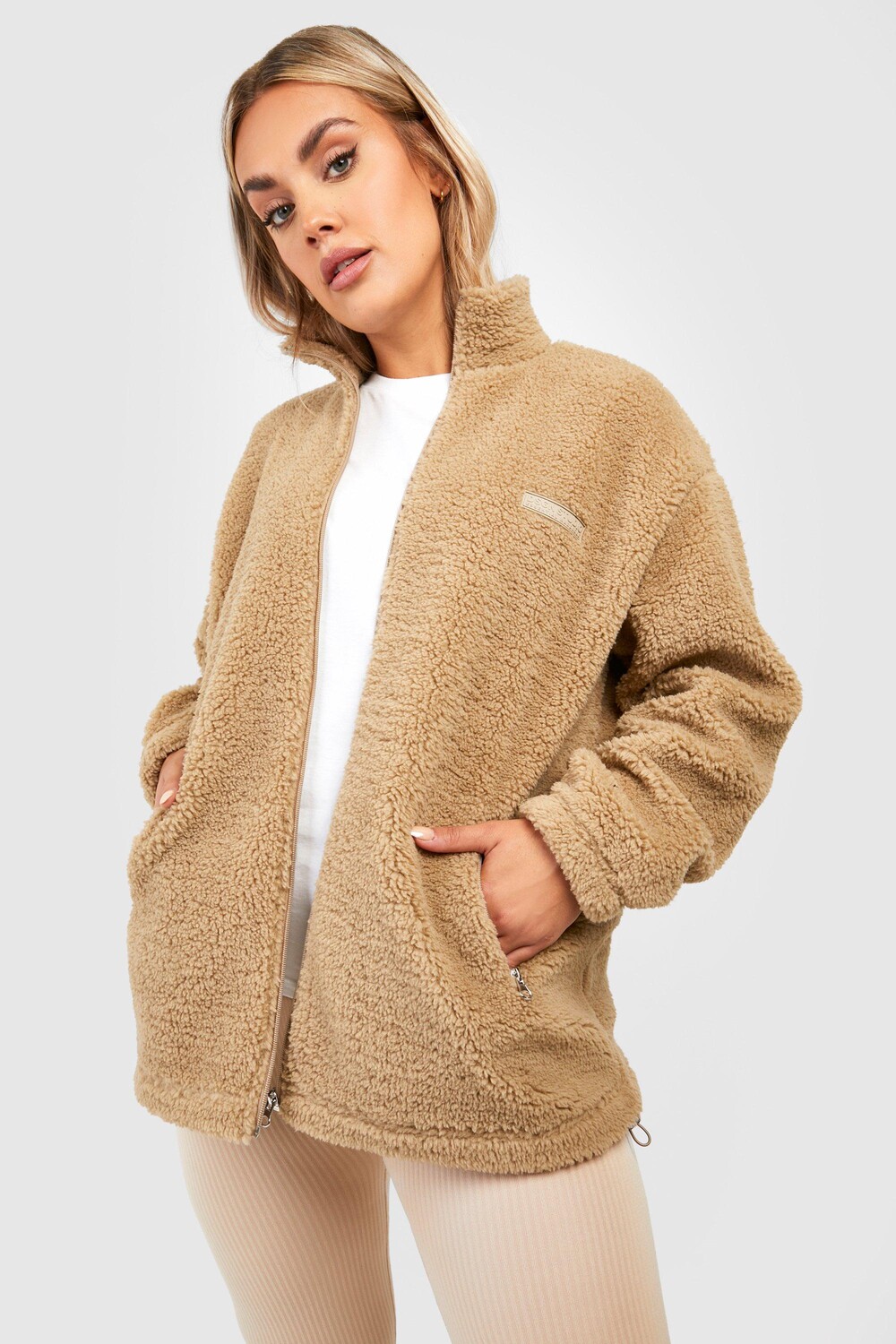 

Резиновый знак plus premium borg на молнии свитер Boohoo, серо-коричневый