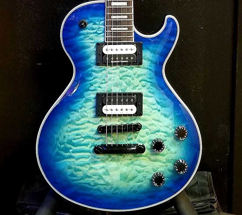

Электрогитара Dean Thoroughbred Select Quilt Top Ocean Burst w/FREE Pro Setup