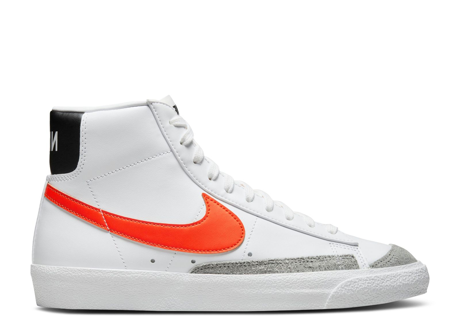 

Кроссовки Nike Blazer Mid '77 Vintage 'White Safety Orange', белый, Белый;серый