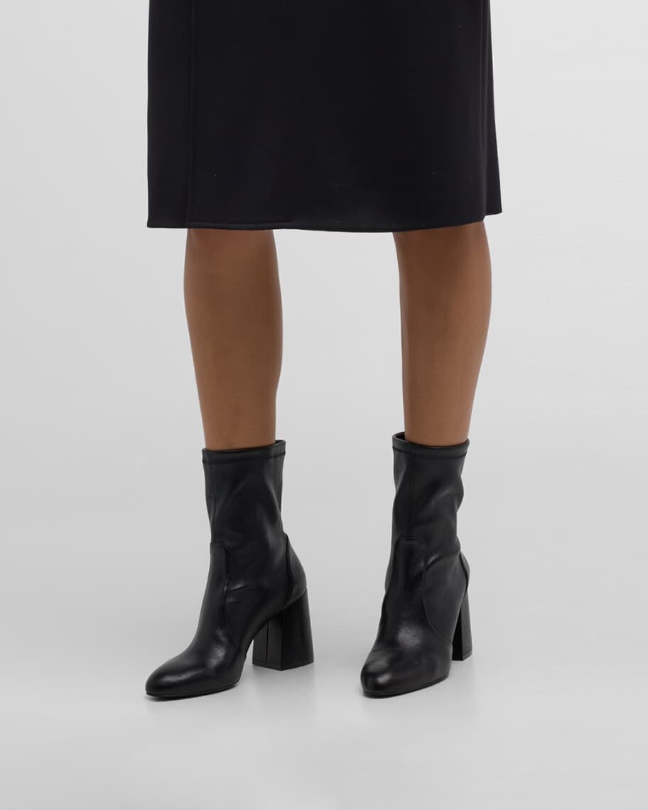 

Эластичные кожаные ботильоны Stuart Weitzman