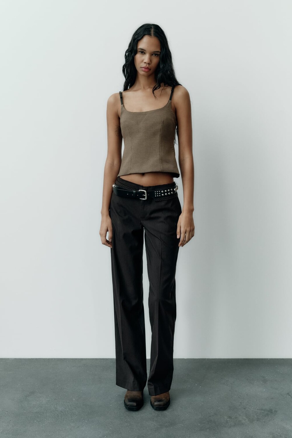 

Топ в ломаную клетку ZARA, черный