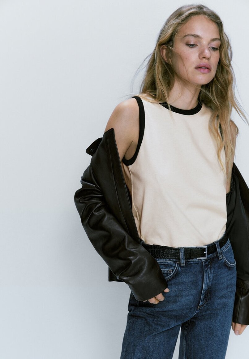 

Топ Massimo Dutti, бежевый