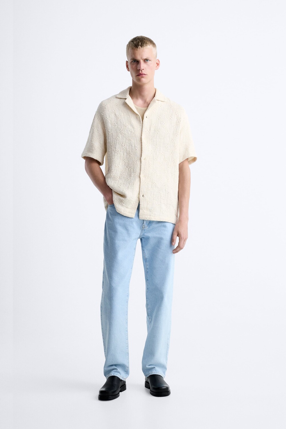 

Рубашка из жаккардовой ткани с геометрическими рубашками Zara, экрю