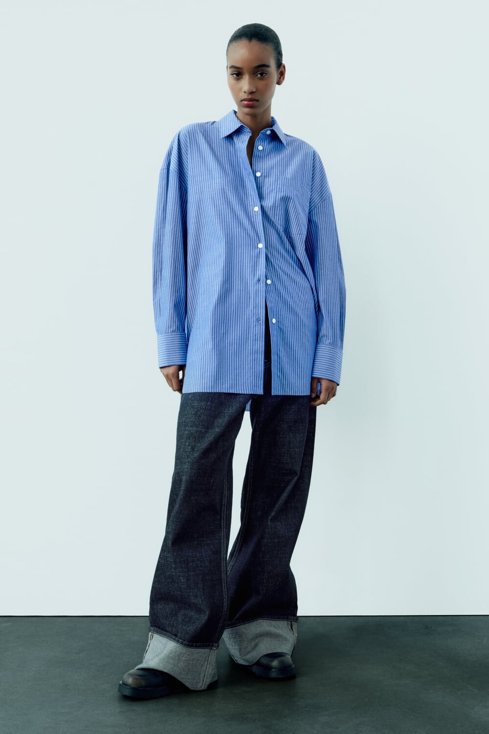 

Рубашка оверсайз ZARA, синий