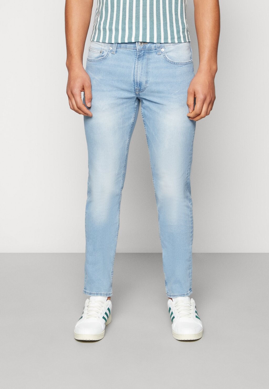 

Джинсы Slim fit Only & Sons