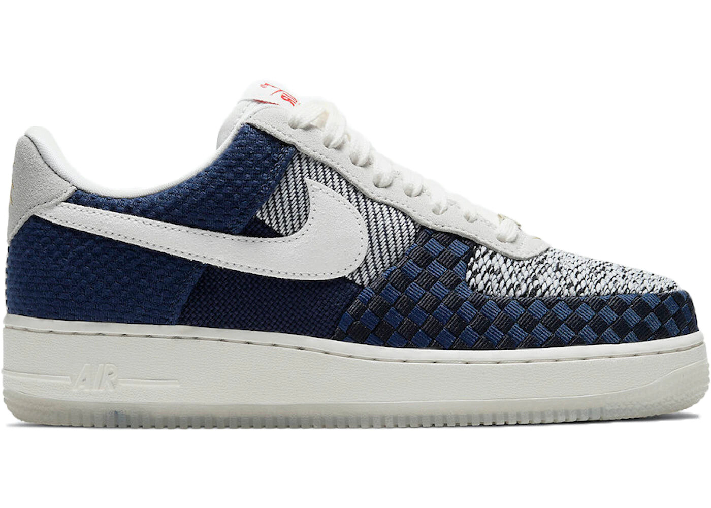 

Кроссовки женские Nike Air Force 1 Low 07 LV8