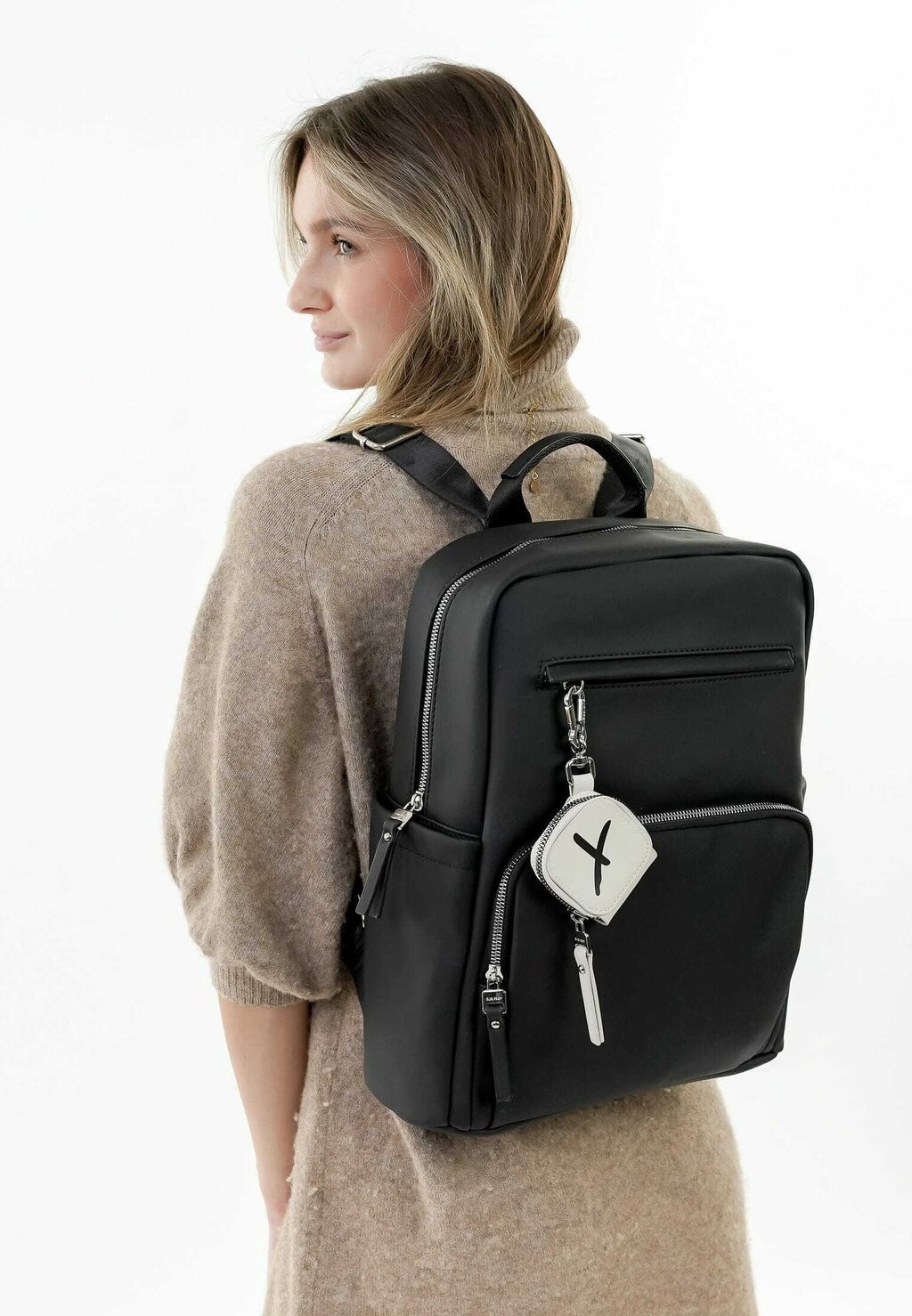 

Рюкзак CODY CITY 37 CM SURI FREY, цвет black white