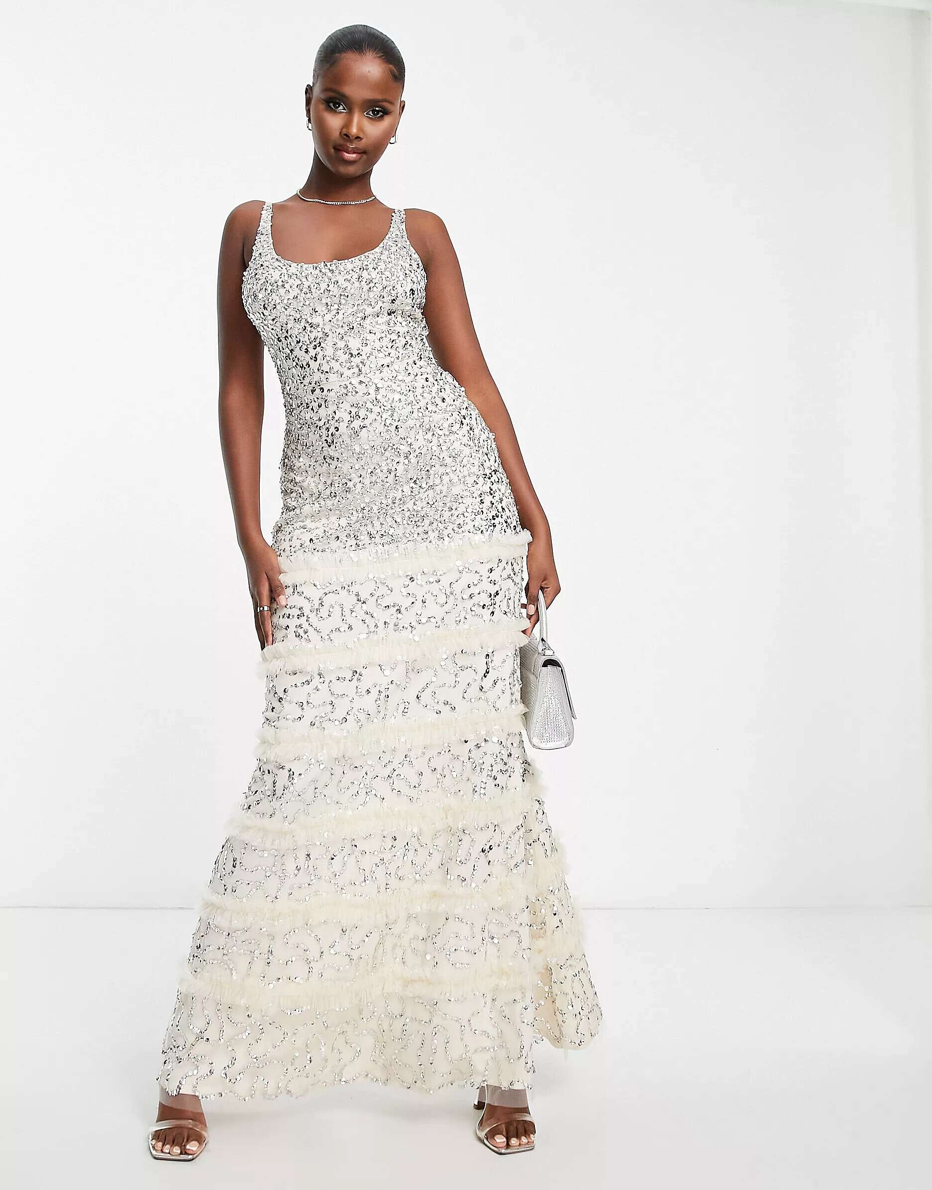 Эксклюзивное платье макси цвета шампанского с кружевом и бисером Lace & Beads