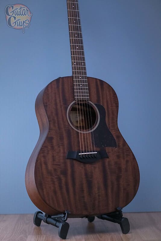

Акустическая гитара Taylor AD27E American Dream Series Mahogany Natural DEMO
