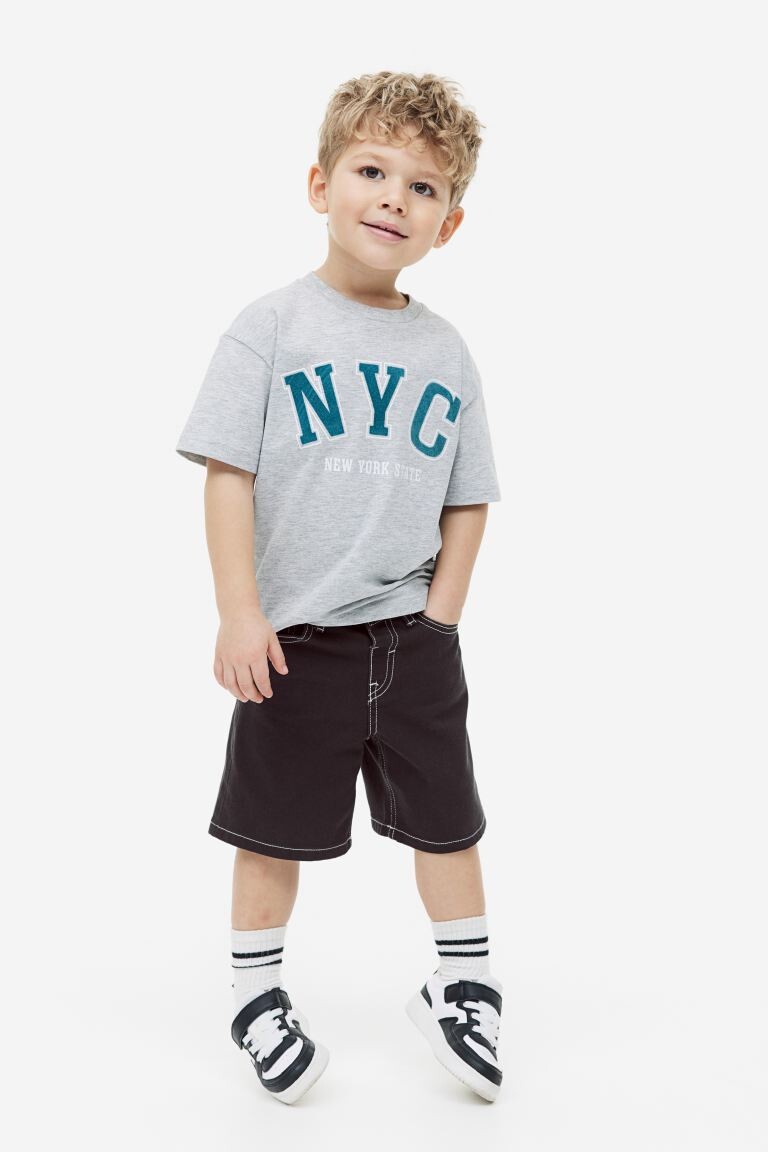 

Джинсовые шорты свободного кроя H&M