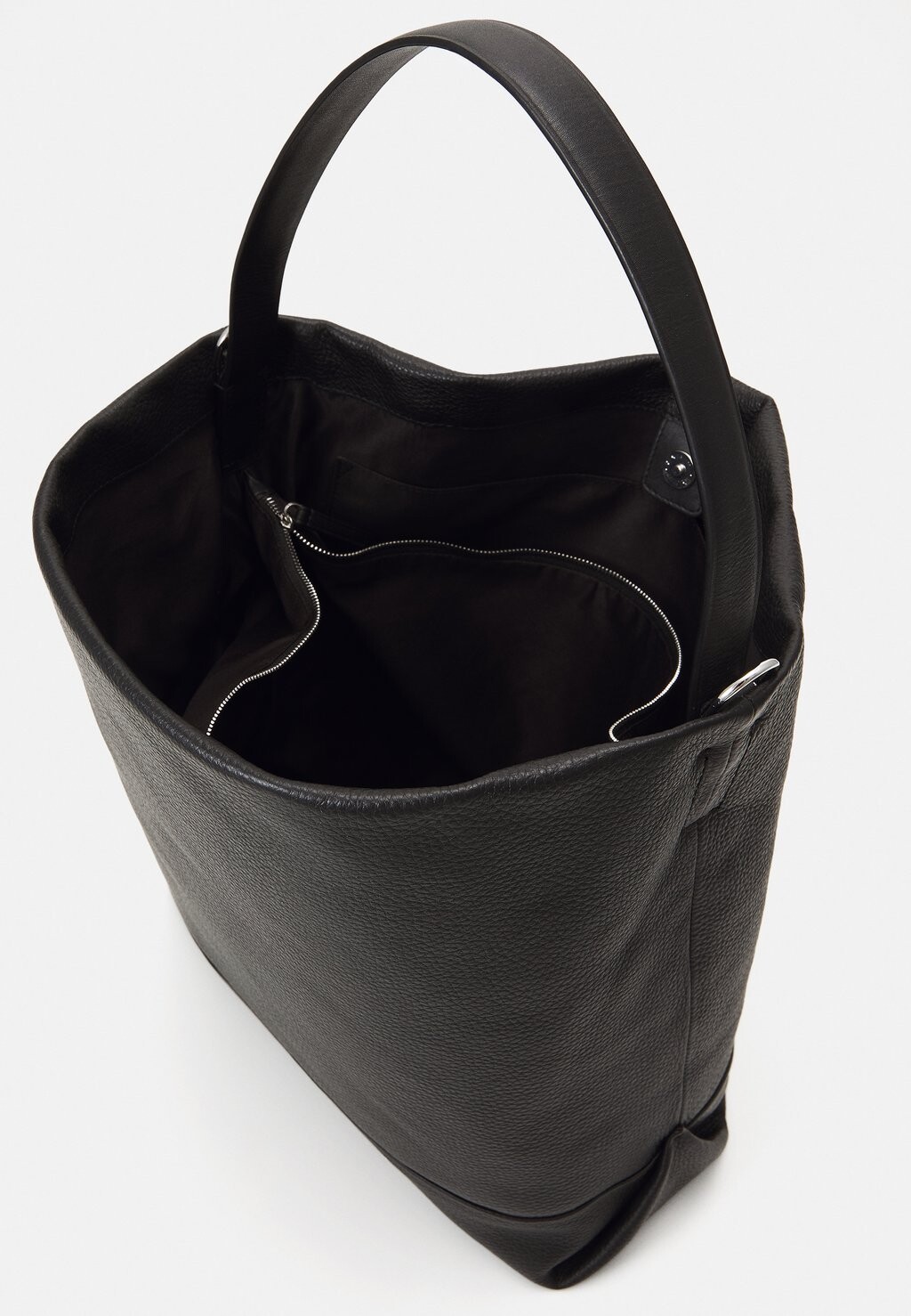 

Сумочка Cesano Unisex Tiger of Sweden, черная