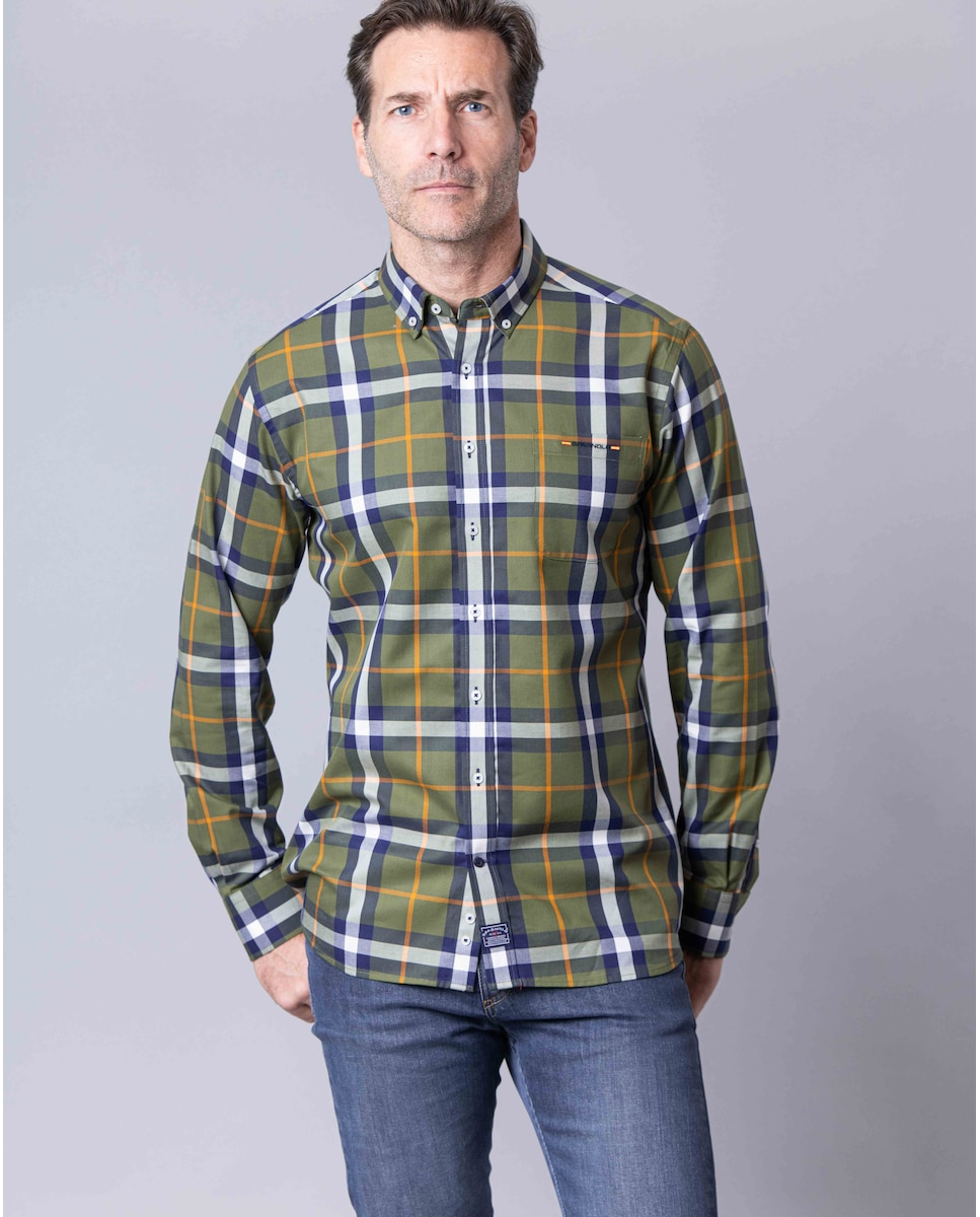 цена Мужская рубашка из габардина в классическую клетку с карманом темно-зеленого цвета Spagnolo, темно-зеленый