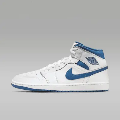 

Кроссовки Jordan Air 1 Mid SE, цвет White/Sail/Industrial Blue