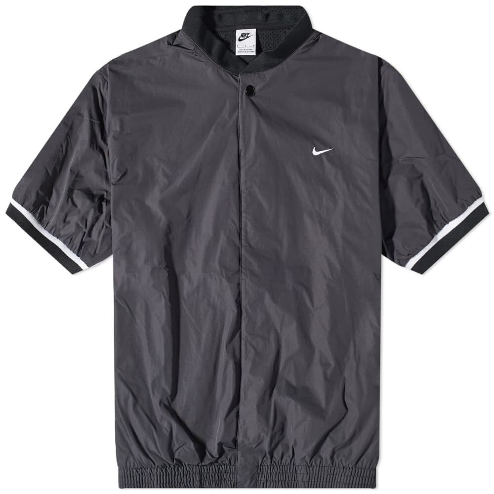 

Баскетбольная разминка Nike Authentics