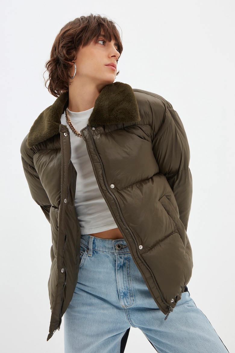 Зимняя куртка с боковыми карманами Trendyol, хаки