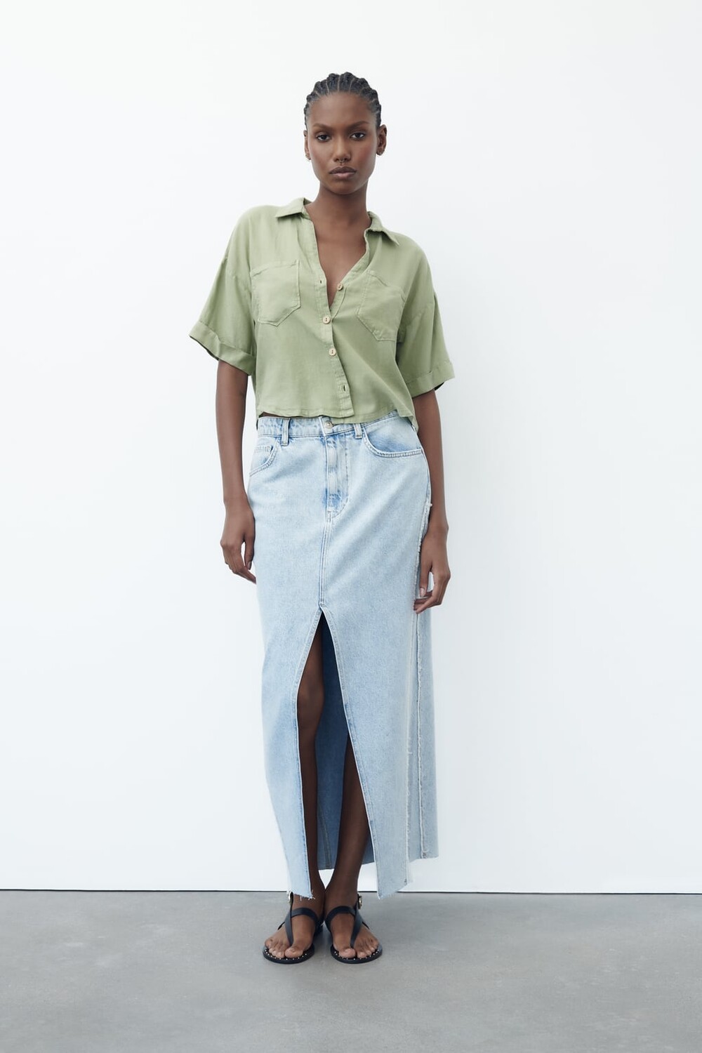 

Рубашка из смешанной льна ZARA, хаки