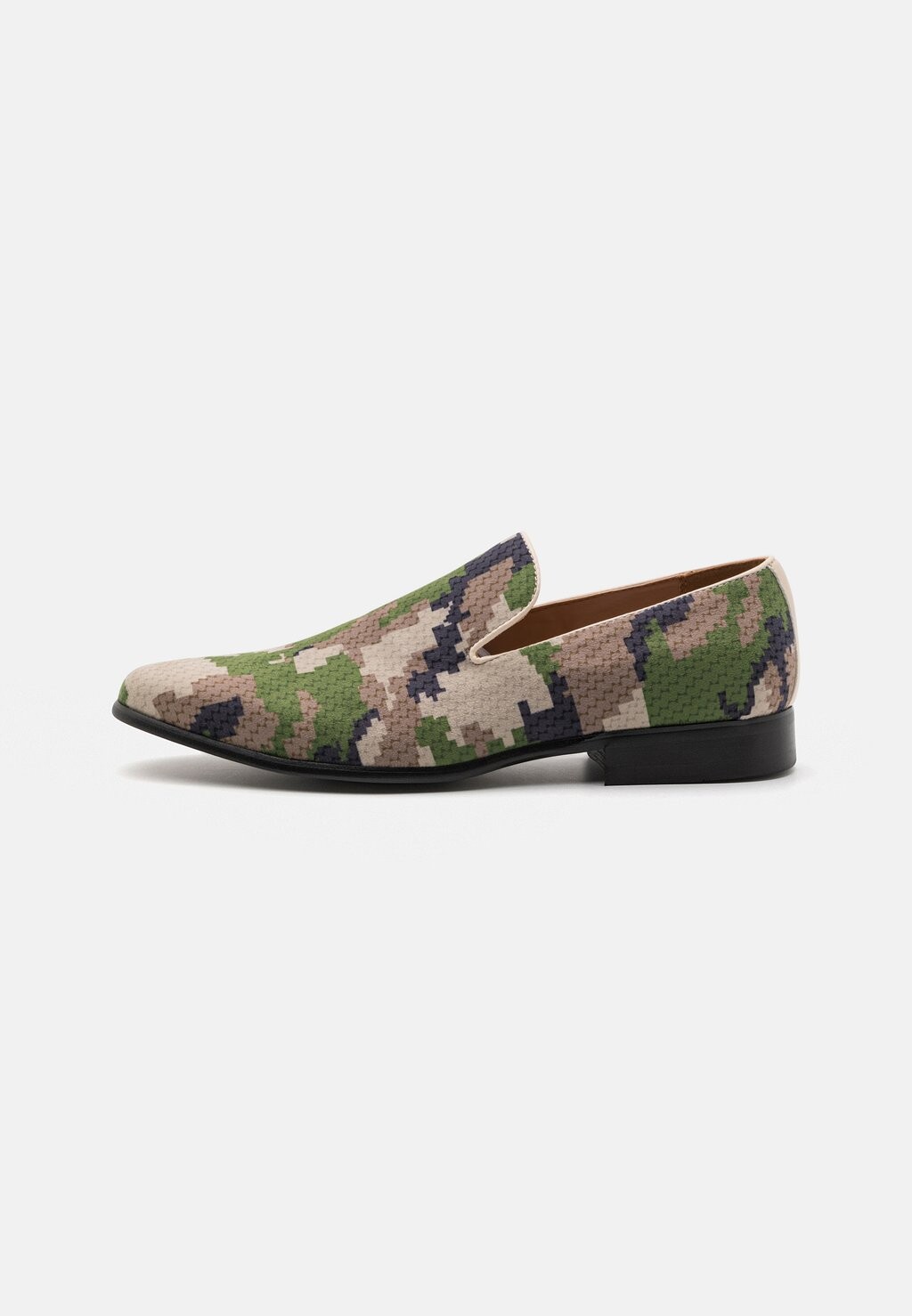 

Слипоны Steve Madden