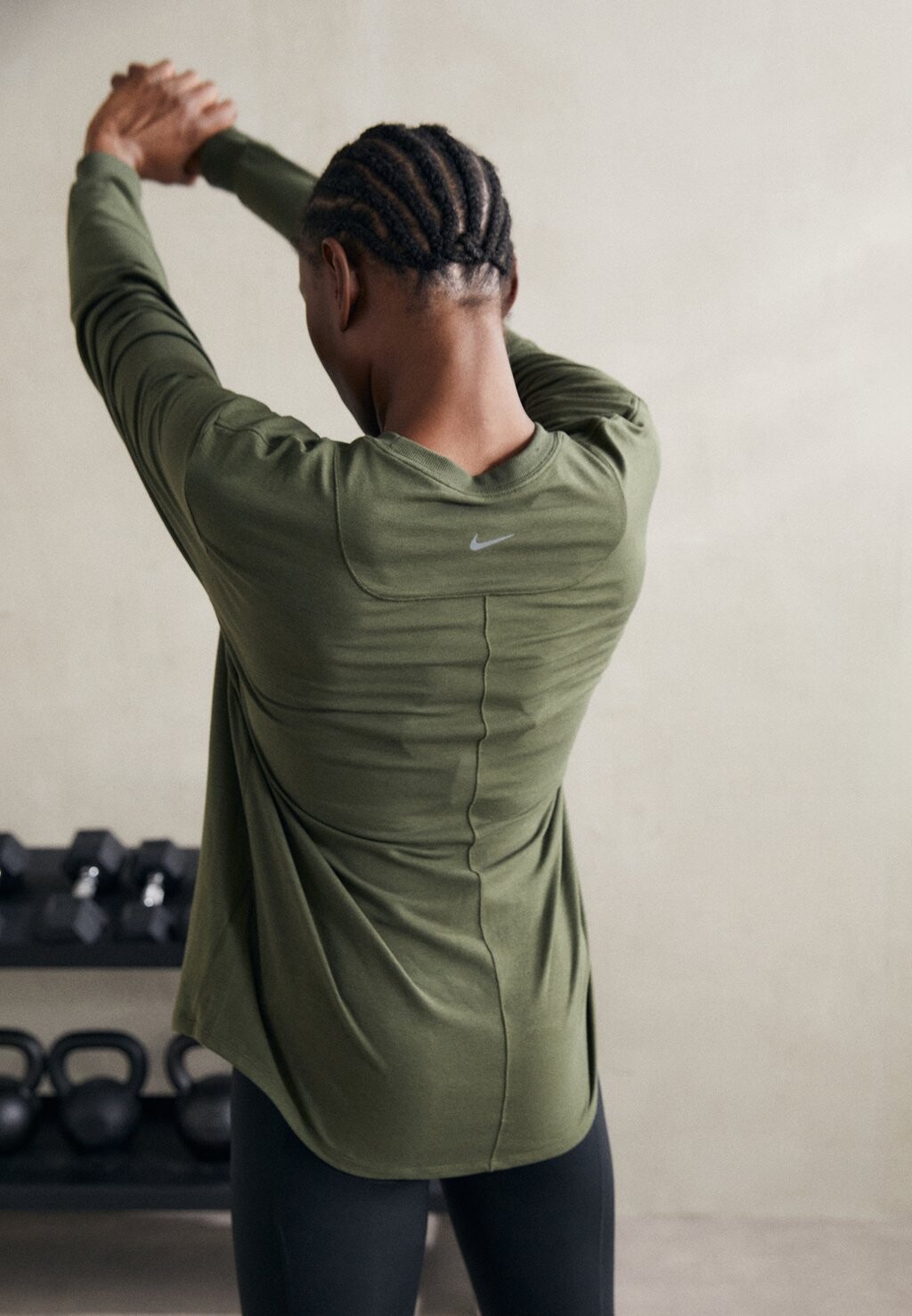

Рубашка с длинным рукавом ONE RELAXED TOP Nike, цвет khaki