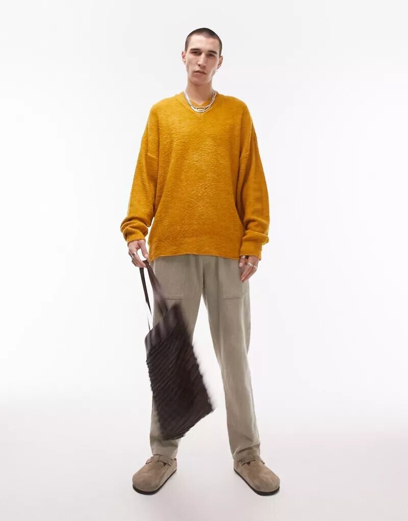 

Желтый джемпер с V-образным вырезом букле Topman