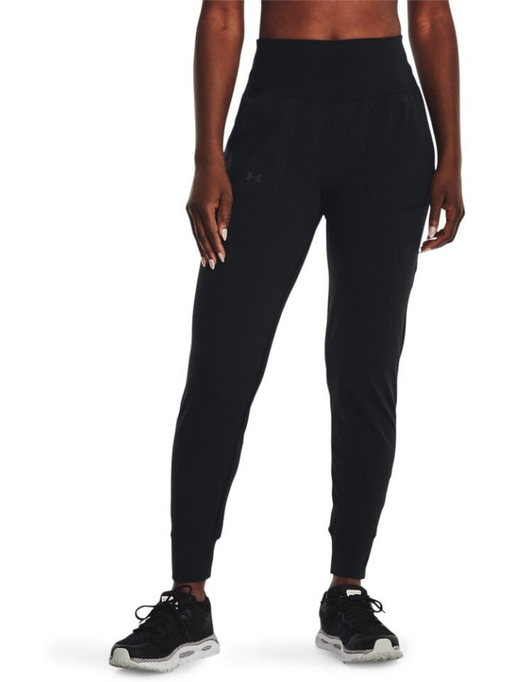 

Спортивные брюки Under Armour, черный