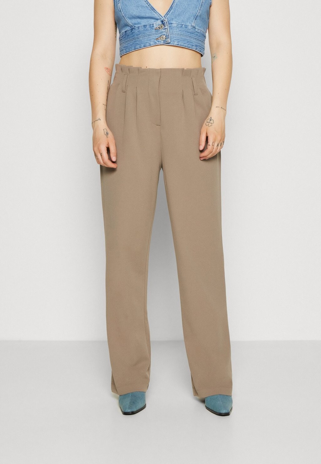 

Брюки JDY Jdygeggo Pleat Pant, бежевый, Бежевый;коричневый