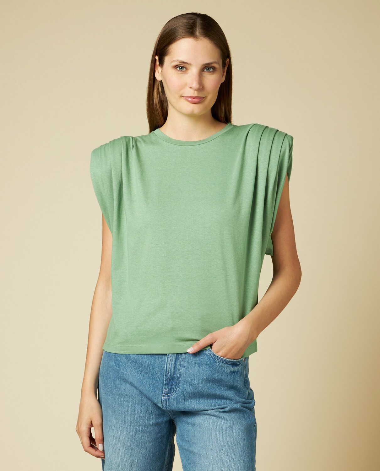 

Женская футболка с мягкими плечами NICE&CHIC, белый