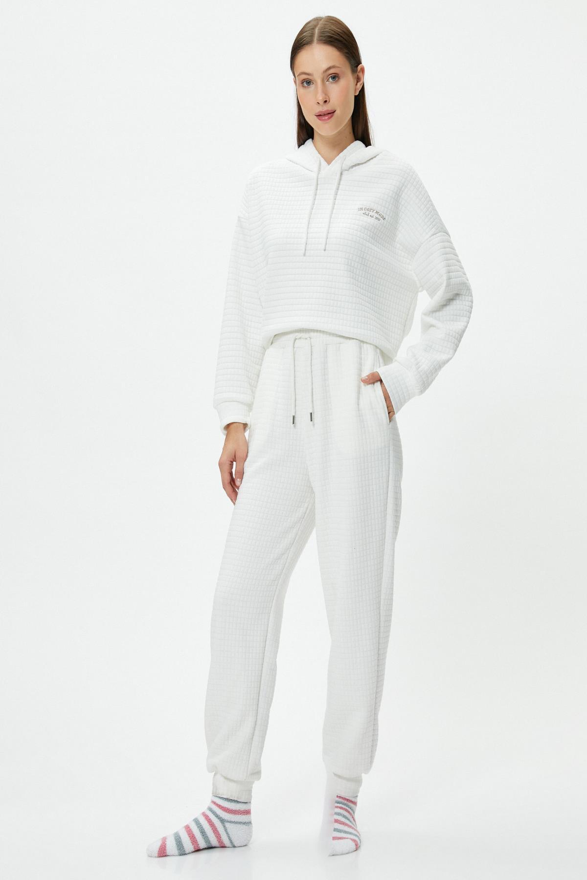 Женские белые пижамные штаны Koton, белый printio женские пижамные штаны белые кружки