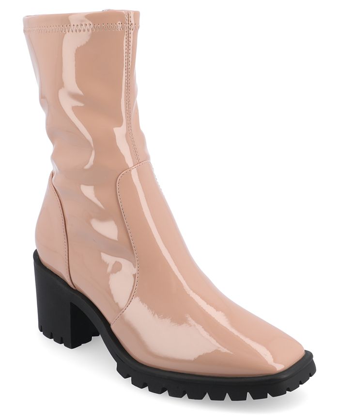цена Женские ботинки Icelyn Tru Comfort из гибкой лакированной искусственной кожи с квадратным носком из пеноматериала Journee Collection, розовый