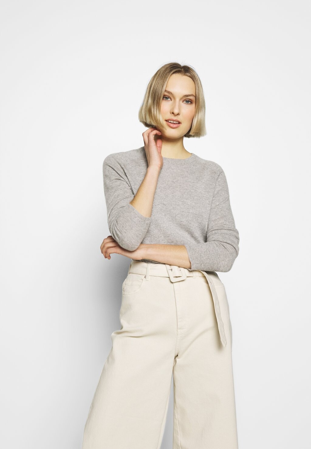 

Свитер pure cashmere, светло-серый