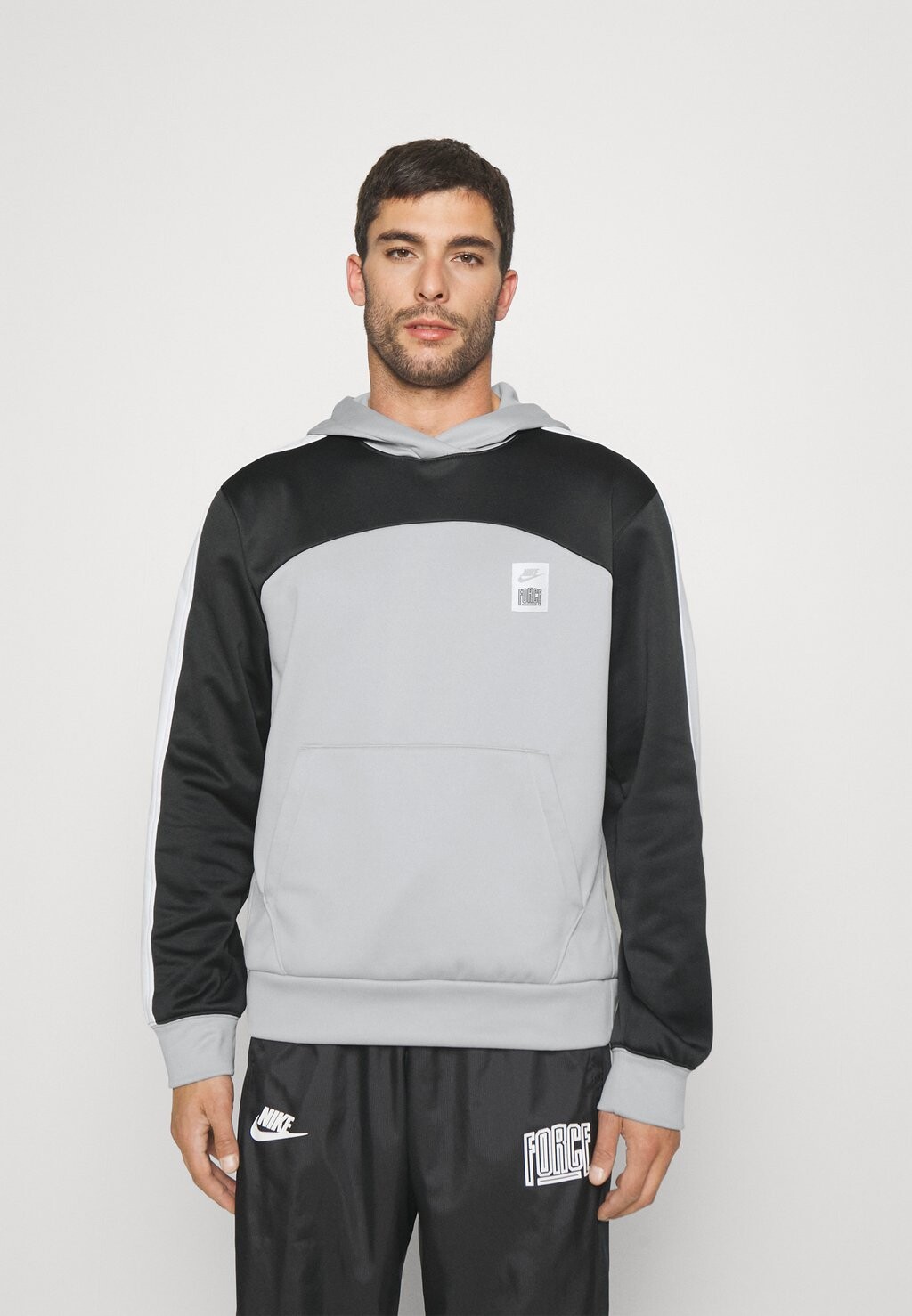 

Худи Nike Starting Hoodie, дымчато-серый / антрацит