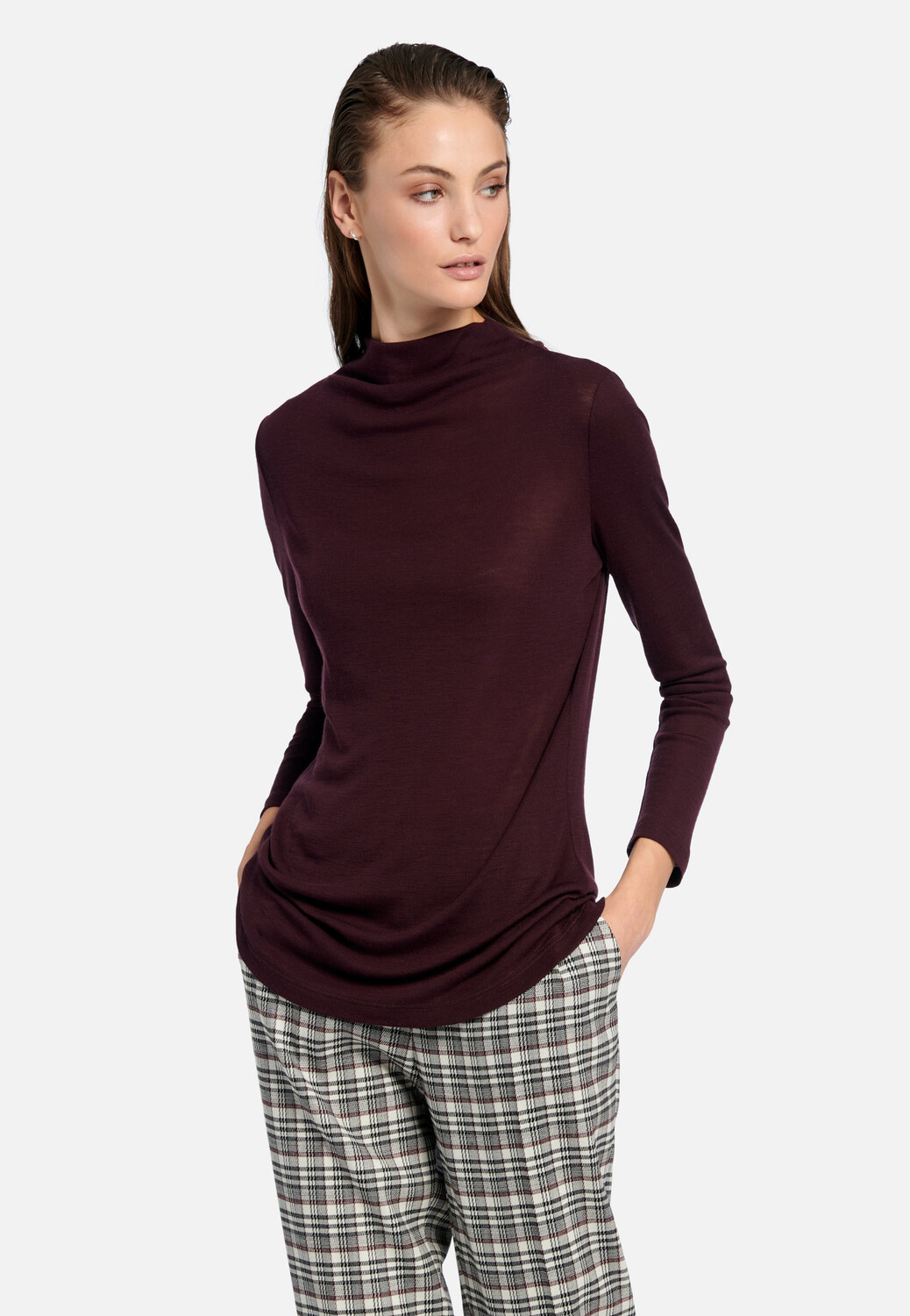 

Рубашка FADENMEISTER BERLIN Wool, цвет burgunder